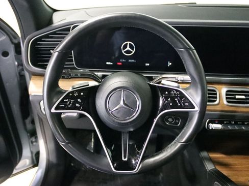 Used 2025 Mercedes-Benz GLE 350 4MATIC w/ Winter Package image 44
