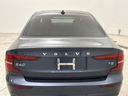 Used 2020 Volvo S60 T5 Momentum image 24