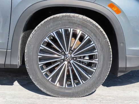 New 2026 Volkswagen Tiguan S FWD image 13