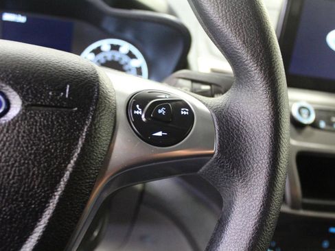 Used 2022 Ford Transit Connect XL image 10