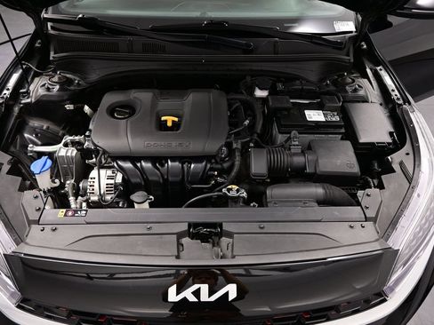 Used 2024 Kia Forte GT-Line FWD image 39