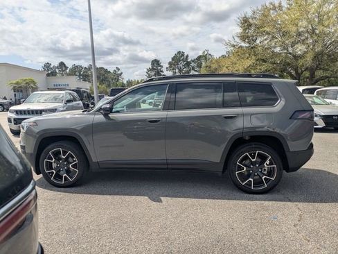 New 2026 Jeep Cherokee Overland w/ Trailer Tow Group image 6