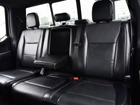 Used 2015 Ford F150 Lariat image 26