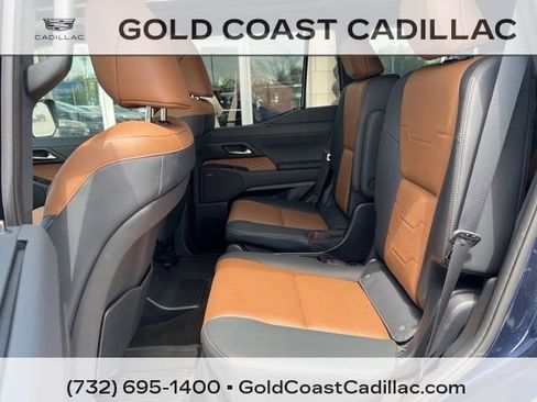 Used 2024 Lexus GX 550 w/ Accessory Package (31) AWD/4WD image 17