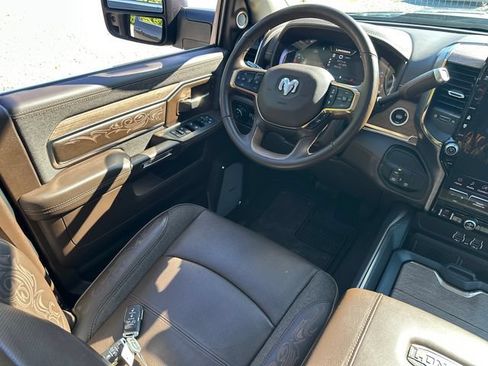 Used 2026 RAM 2500 Limited AWD/4WD image 22
