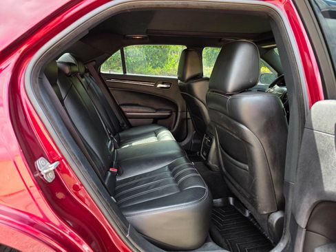 Used 2019 Chrysler 300 S w/ S Model Appearance Package image 34