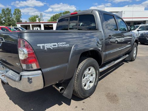 Used 2013 Toyota Tacoma 4x4 Double Cab w/ TRD Off-Road Pkg image 11