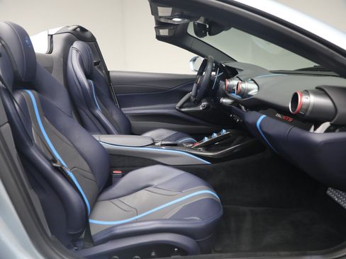 Certified 2022 Ferrari 812 GTS RWD image 17