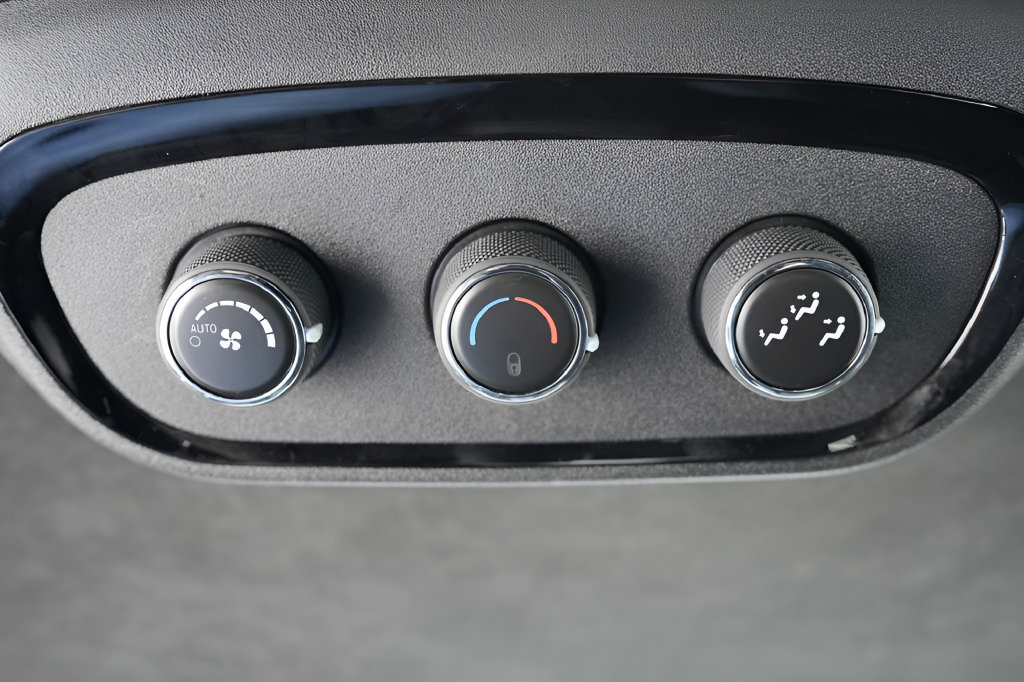 Used 2023 Dodge Durango R/T AWD/4WD image 22