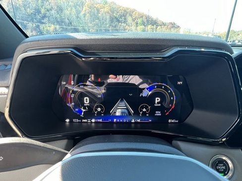 Used 2024 Chevrolet Colorado ZR2 w/ ZR2 Convenience Package III image 16