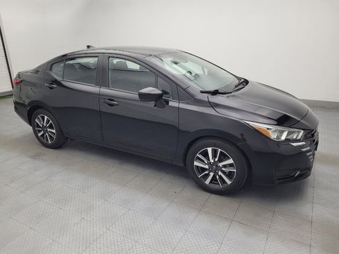 Used 2024 Nissan Versa SV FWD image 11
