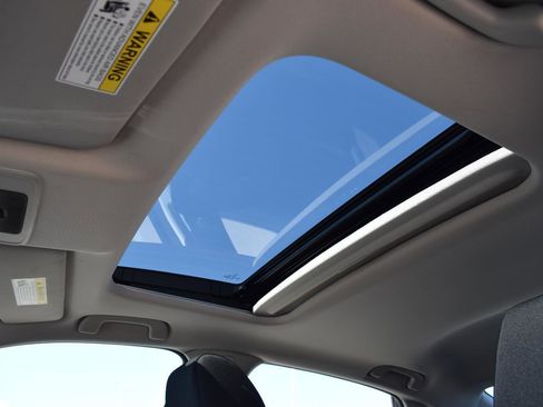 Used 2023 Honda Civic EX image 11