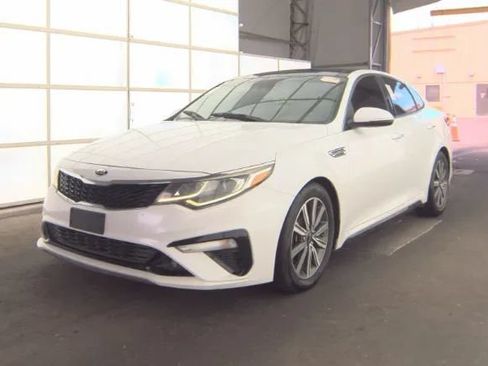 Used 2019 Kia Optima S w/ S Panoramic Sunroof Package FWD image 1