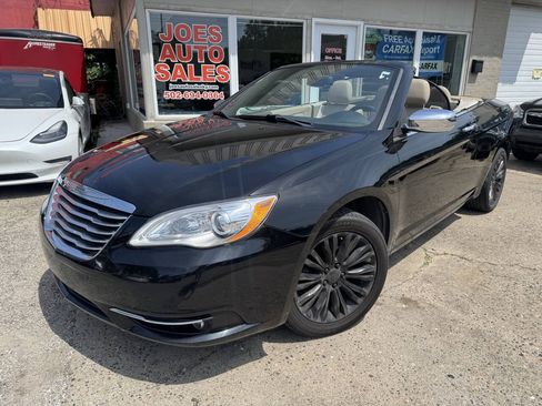 Used 2013 Chrysler 200 Limited FWD image 2