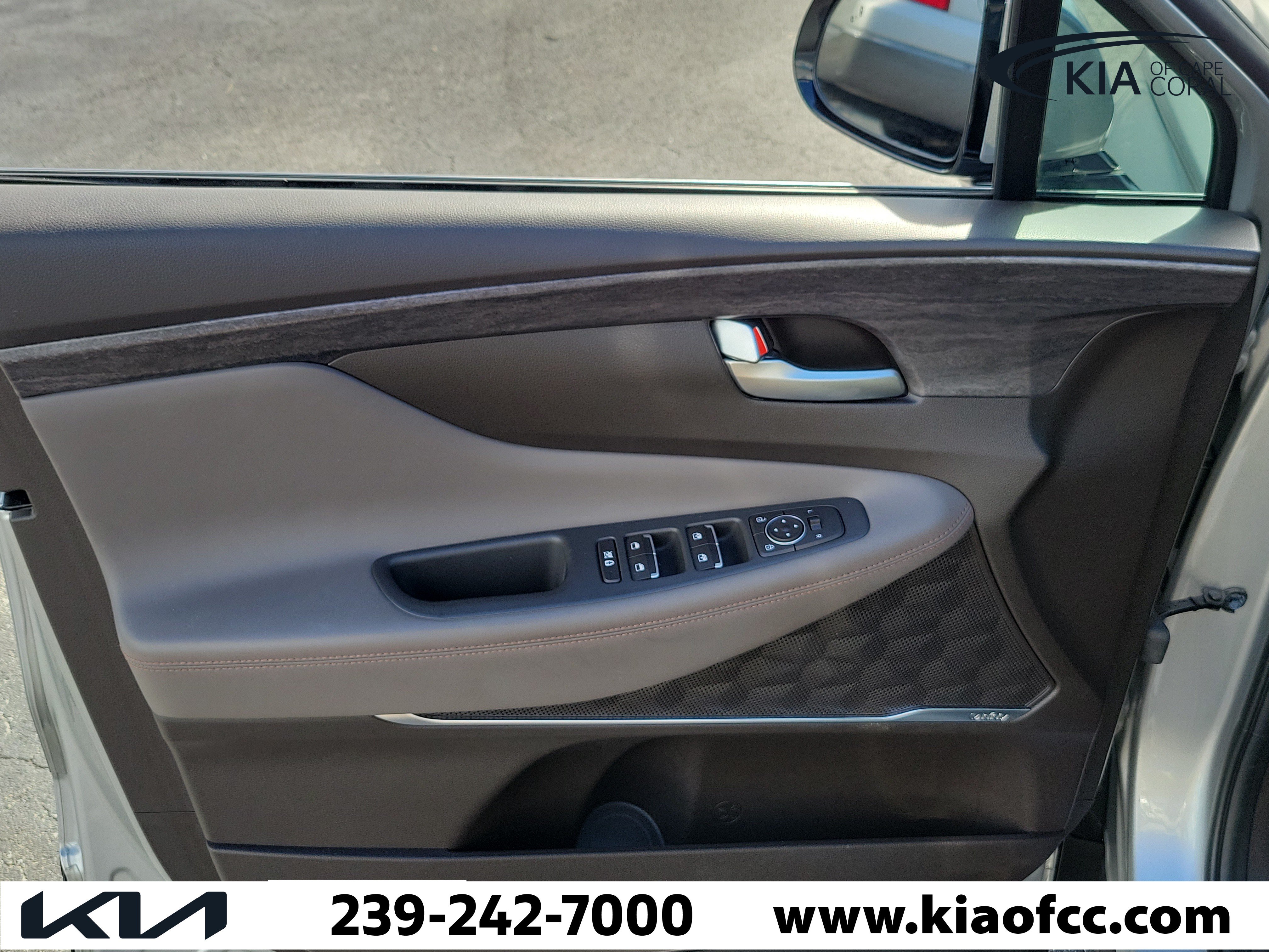 Used 2020 Hyundai Santa Fe SEL w/ Cargo Package FWD image 24