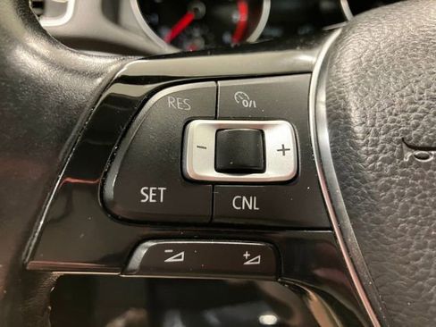 Used 2019 Volkswagen Passat 2.0T Wolfsburg image 30