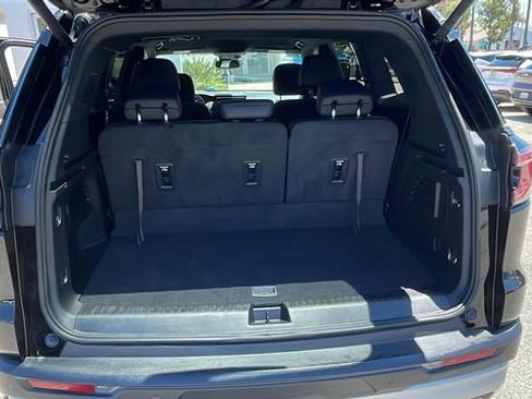 Used 2024 GMC Acadia Elevation FWD image 31