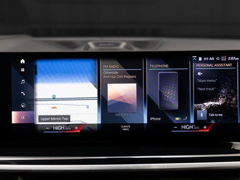 Used 2023 BMW X7 M60i w/ Executive Package image 97