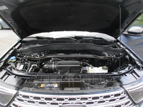 Used 2021 Ford Explorer Limited w/ Equipment Group 301A RWD image 42