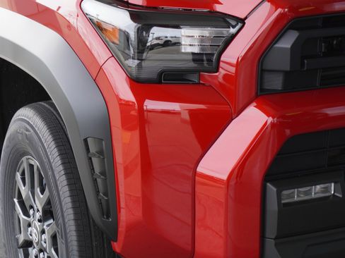 New 2026 Toyota 4Runner SR5 image 3