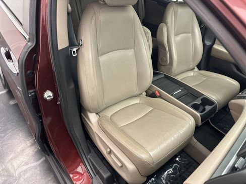 Used 2019 Honda Odyssey EX-L image 8