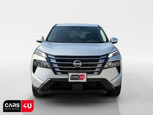 Used 2024 Nissan Rogue SV AWD/4WD image 2