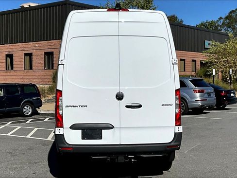 New 2026 Mercedes-Benz Sprinter 2500 image 4