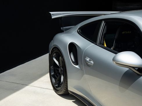 Used 2016 Porsche 911 GT3 RS RWD image 14