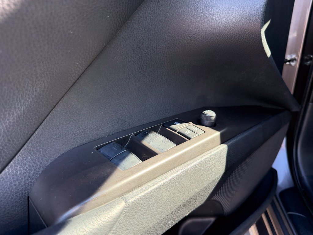 Used 2023 Toyota Camry SE FWD image 20