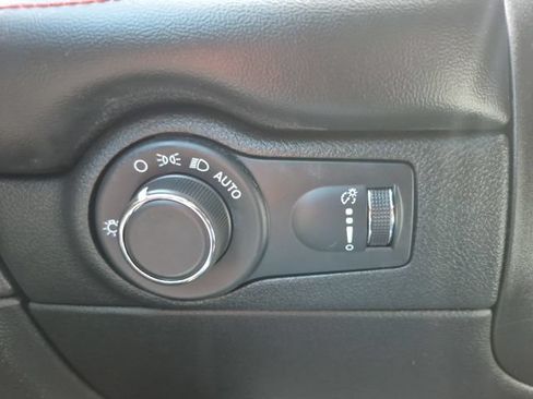 Used 2023 Dodge Durango GT AWD/4WD image 35