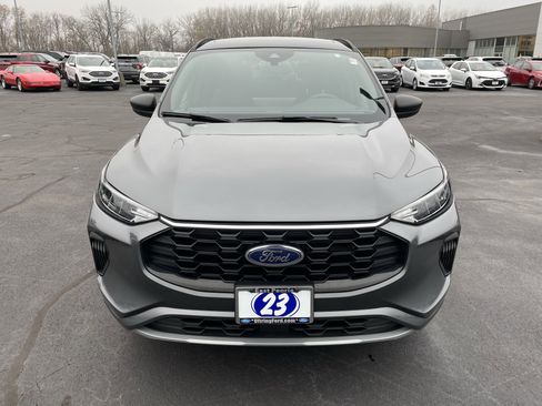 Used 2023 Ford Escape ST-Line w/ Tech Pack #1 image 11