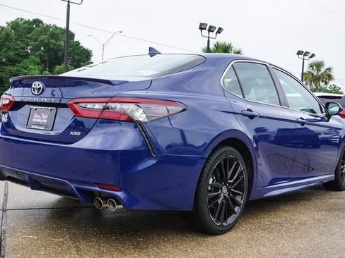 Used 2024 Toyota Camry XSE FWD image 4