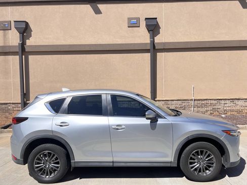 Used 2020 MAZDA CX-5 Touring image 4