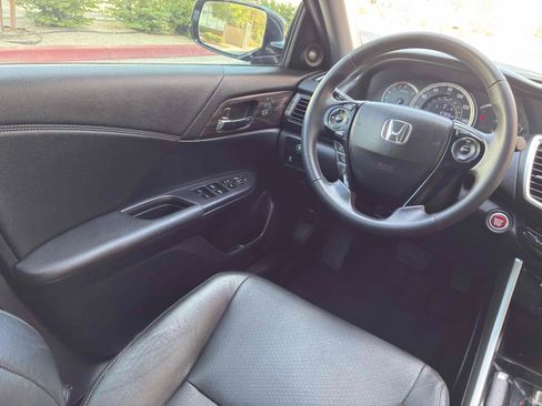 Used 2017 Honda Accord EX-L image 18