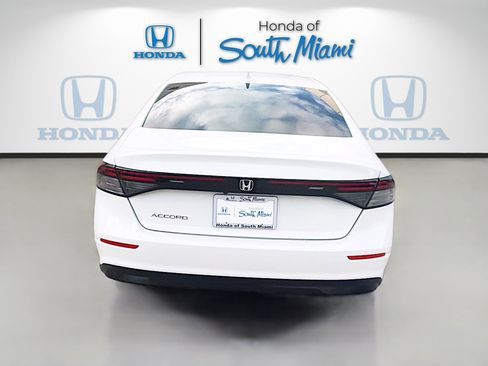 Certified 2023 Honda Accord EX image 6