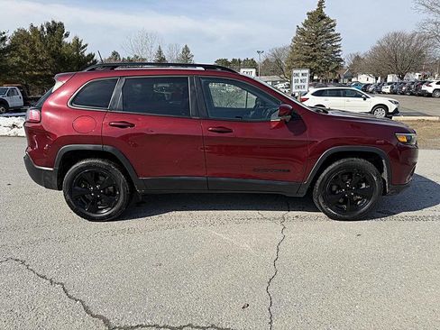 Used 2020 Jeep Cherokee Latitude Plus image 6