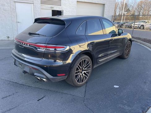 Used 2022 Porsche Macan S image 10