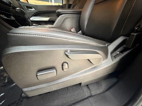 Used 2019 Chevrolet Colorado ZR2 AWD/4WD image 34