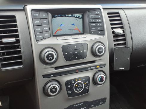 Used 2015 Ford Flex SE FWD image 21