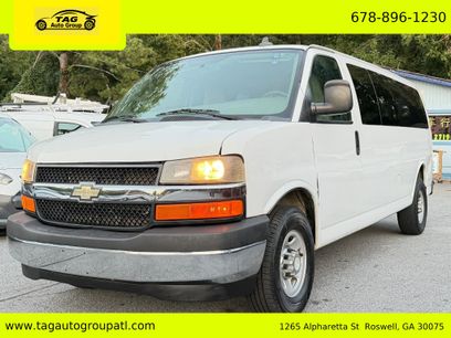 Used 2017 Chevrolet Express 3500 LT w/ LT Preferred Equipment Group