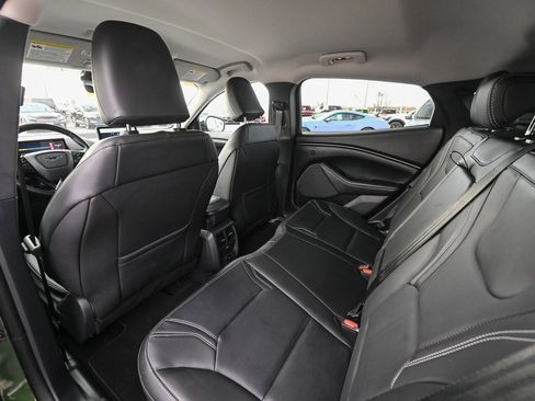 Used 2025 Ford Mustang Mach-E Premium image 21