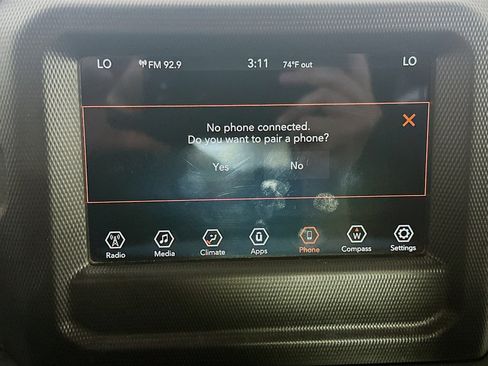 Used 2020 Jeep Wrangler Unlimited Sahara image 21