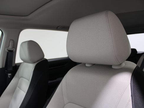 Used 2024 Honda CR-V EX image 5
