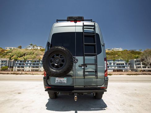 Used 2022 Mercedes-Benz Sprinter 2500 image 6