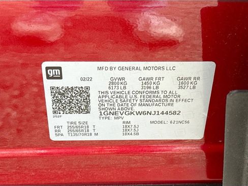 Used 2022 Chevrolet Traverse LT image 38