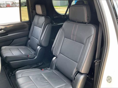 Used 2022 Chevrolet Suburban RST w/ Luxury Package image 20