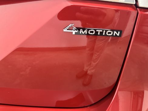 New 2025 Volkswagen Atlas SE image 40