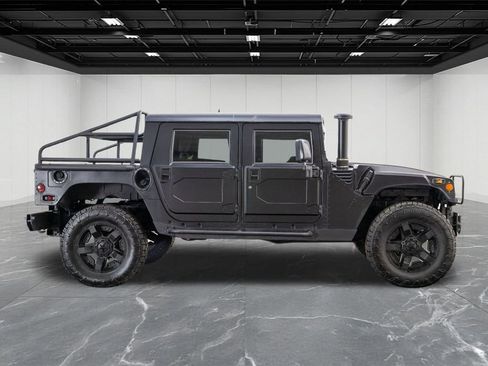 Used 1996 HUMMER H1 4-Door Hard Top image 11
