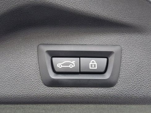 Certified 2023 BMW X7 xDrive40i w/ Premium Package image 39