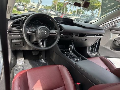 Used 2023 MAZDA MAZDA3 s FWD image 35
